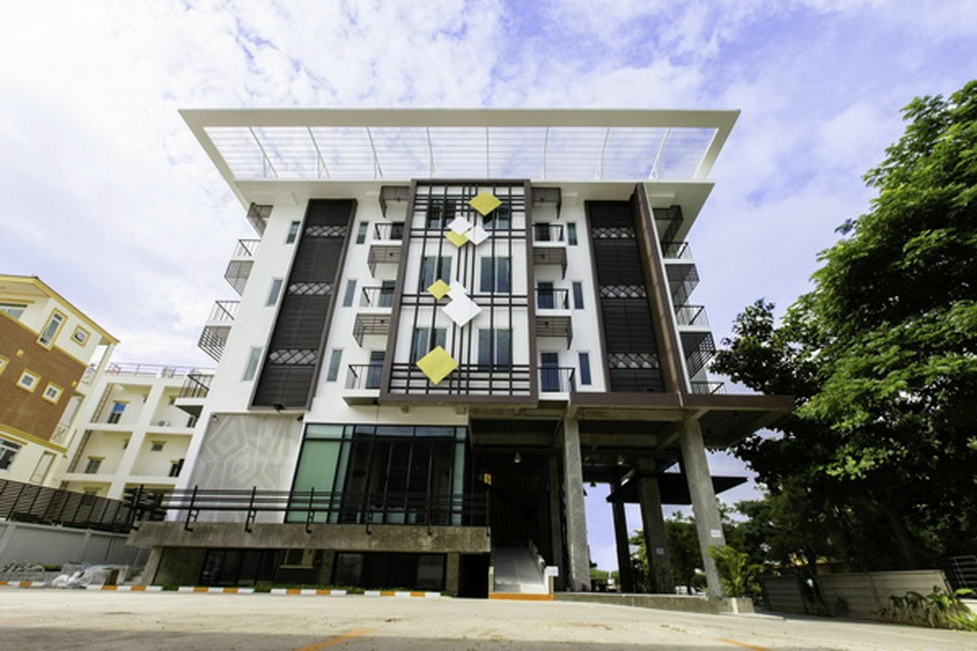 Korapura Resort Nakhonratcsaszima Kültér fotó